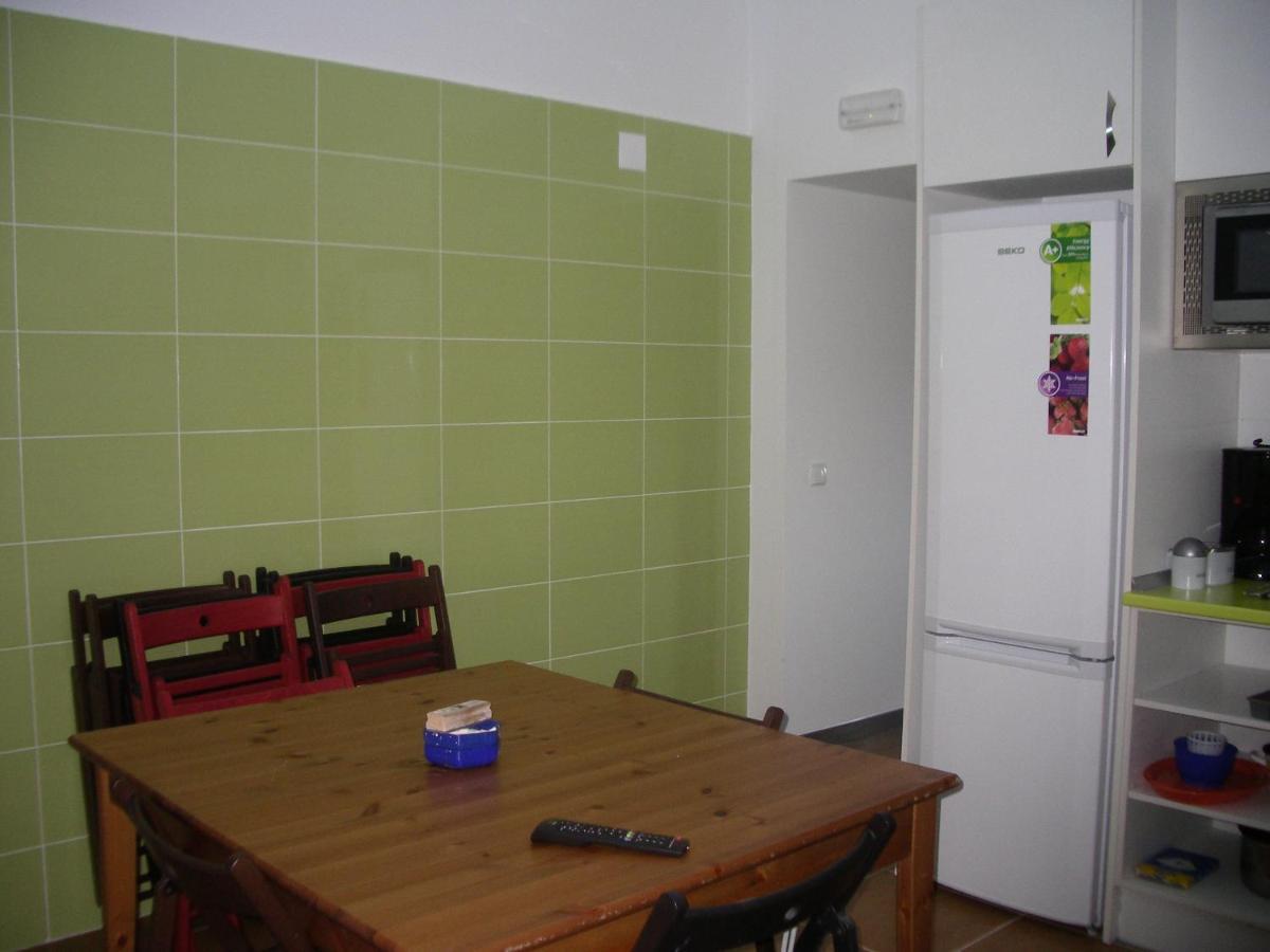 Hostel El Castillo Aninon Zewnętrze zdjęcie