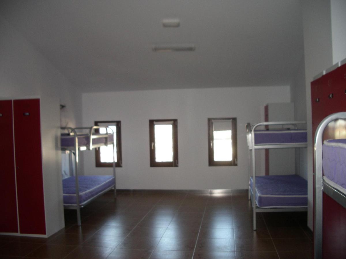Hostel El Castillo Aninon Zewnętrze zdjęcie