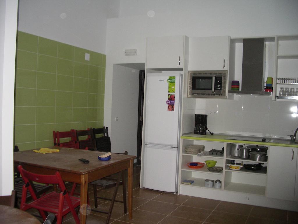 Hostel El Castillo Aninon Zewnętrze zdjęcie