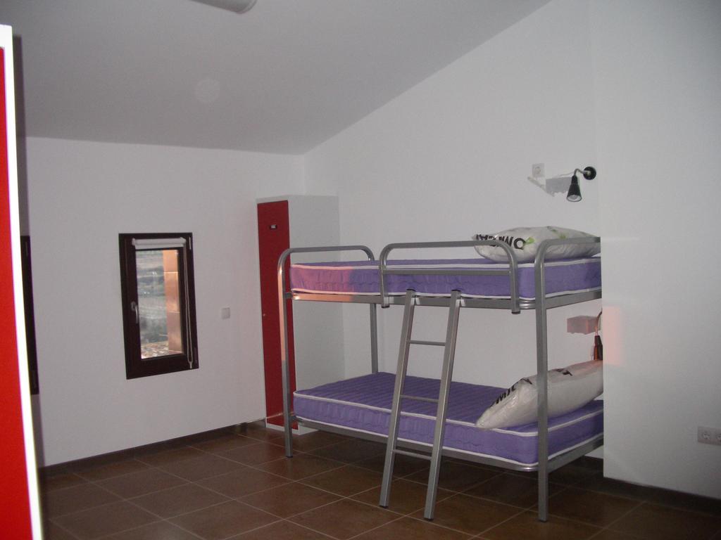Hostel El Castillo Aninon Zewnętrze zdjęcie